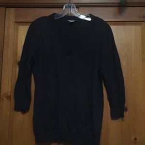 Vneck 3/4 sleeve sweater
